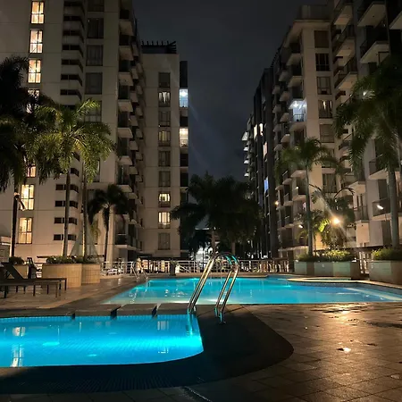 One Palm Tree Villas-Hyuna Place Across Naia T3 Manila